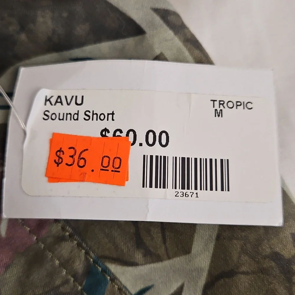 KAVU Tropic Frauns Sound Short, Size Medium, NWT
